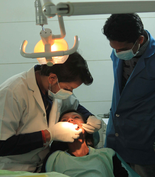 Trusted Dental Clinic in Noida Sector 12 for Family Dentistry