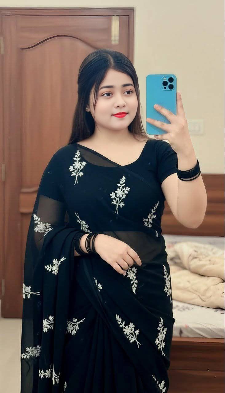 Call Girls in Defence Colony—>(( 𝟵𝟲𝟰𝟯𝟵𝟬𝟬𝟬𝟭𝟴 ))—>Delhi NCR