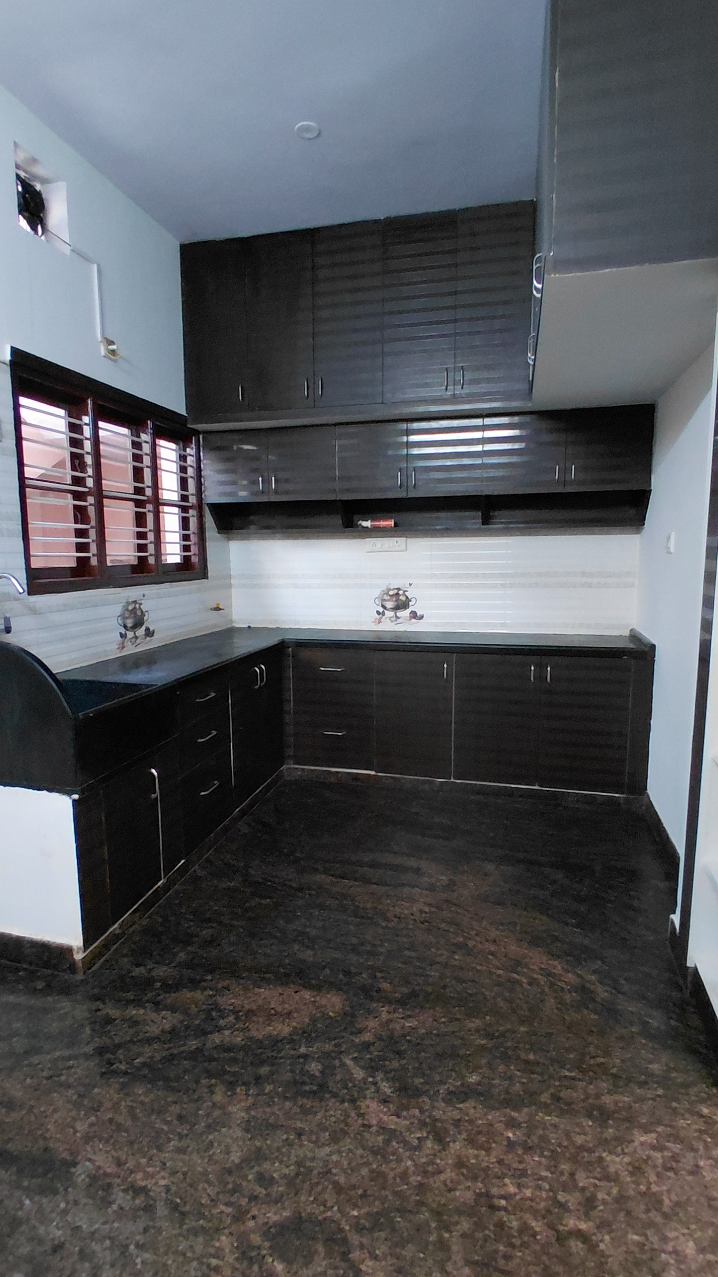 🏡 Spacious & Stylish Independent House on Varanasi Road