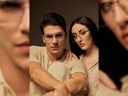 Minimalist Luxury Eyewear Designed For Timeless Style And Premium Comfort