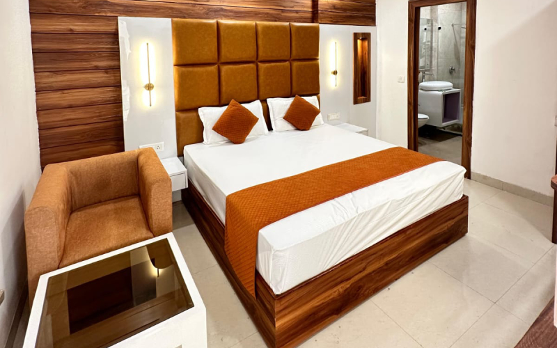 Luxury Hotels in Karol Bagh